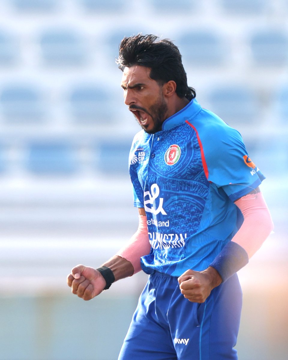 ACBofficials's tweet image. The Player of the Match - Bilal Sami 👏👏

Bilal Sami was exceptional with the ball in hand as he returned with terrific figures of 4/45 to bag the Player of the Match award. 🥇

#AFGvSL | #AsiaCupRisingStars2025 | #GloriousNationVictoriousTeam