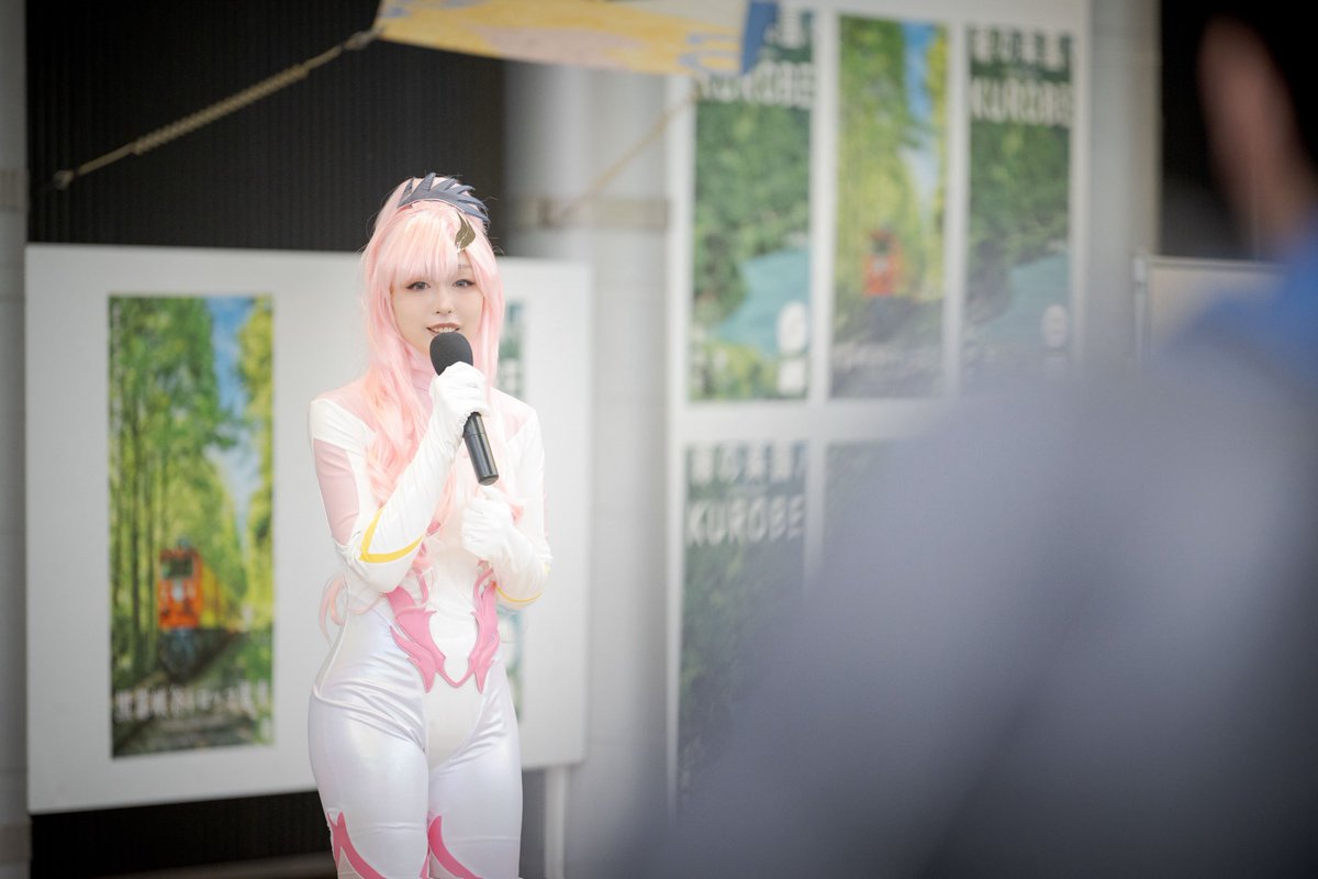 ⚠︎cosplay⚠︎

機動戦士ガンダムSEED FREEDOM
ラクス・クライン

📷#クロウナコス イベントカメラマン

#クロウナコス2025
#ねるcosleep

歌唱中のお写真いただいたので掲載🎤🎶
本当に素晴らしい経験でした🌟