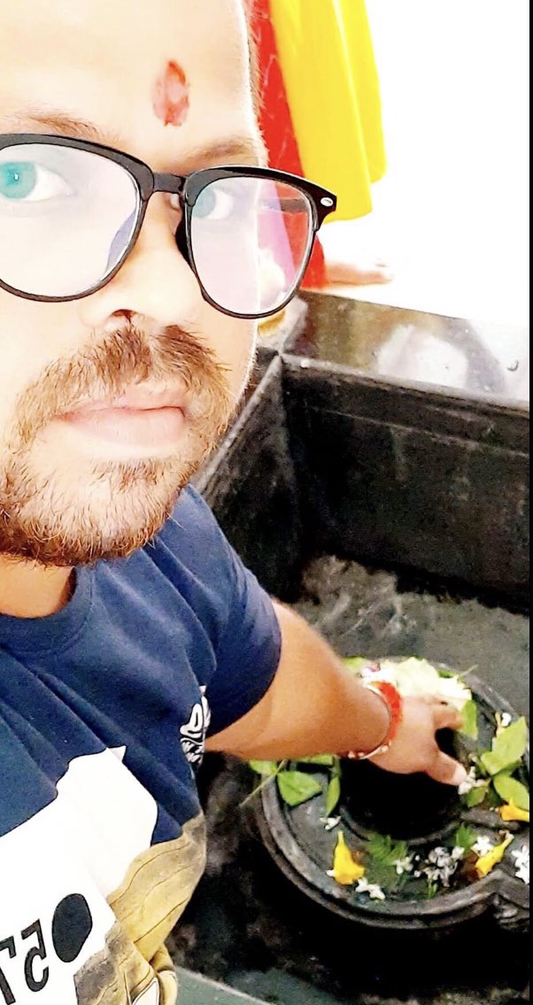 Dwivediji1234's tweet image. Share your photo taken with a Phone Universal Father 😍
#Mahadev🙏❤️