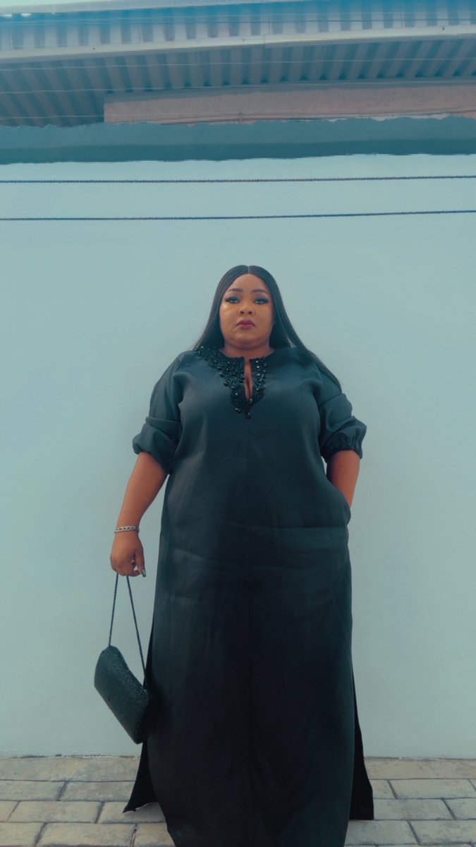 IIRAGTID's tweet image. Owambe and weekend 
#MewSuppasit #Messi #wiz #JUNGKOOK