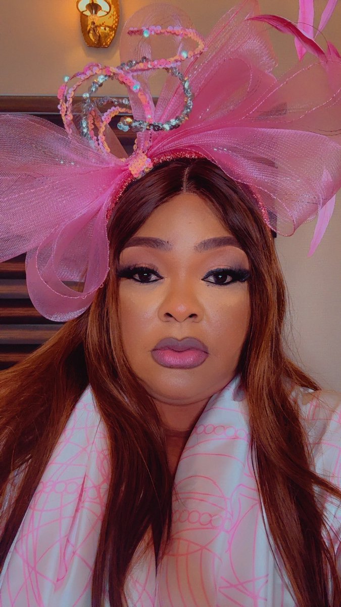 IIRAGTID's tweet image. Owambe and weekend 
#MewSuppasit #Messi #wiz #JUNGKOOK