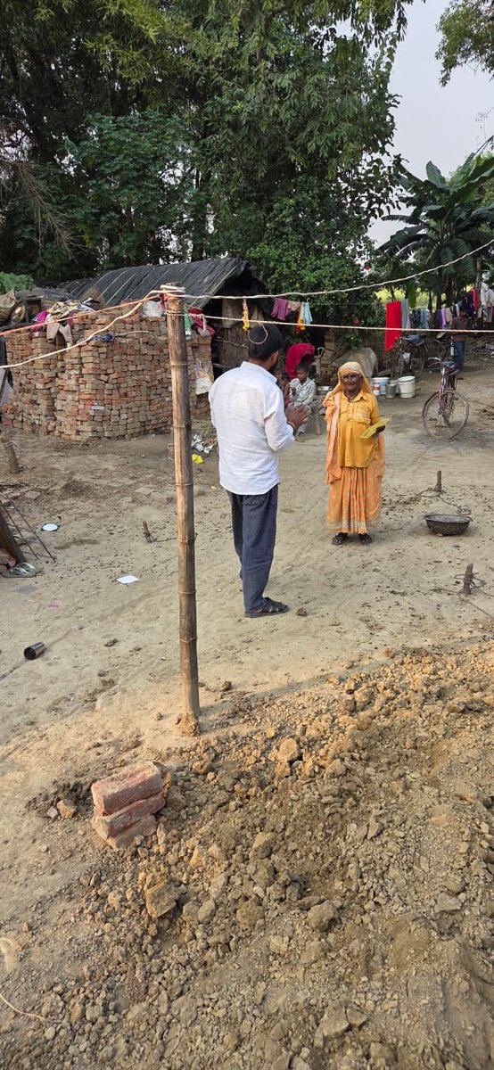 AbhisheknirajRG's tweet image. आपका सभी का साथ मेरे लिए शक्ति भी है और जिम्मेदारी भी।
विकास कोई वादा नहीं—हमारा सामूहिक लक्ष्य है।
आइए, आपके सहयोग और मेरे संकल्प के साथ अपने क्षेत्र को नई दिशा दें।
@kashikirai @RahulGandhi @priyankagandhi