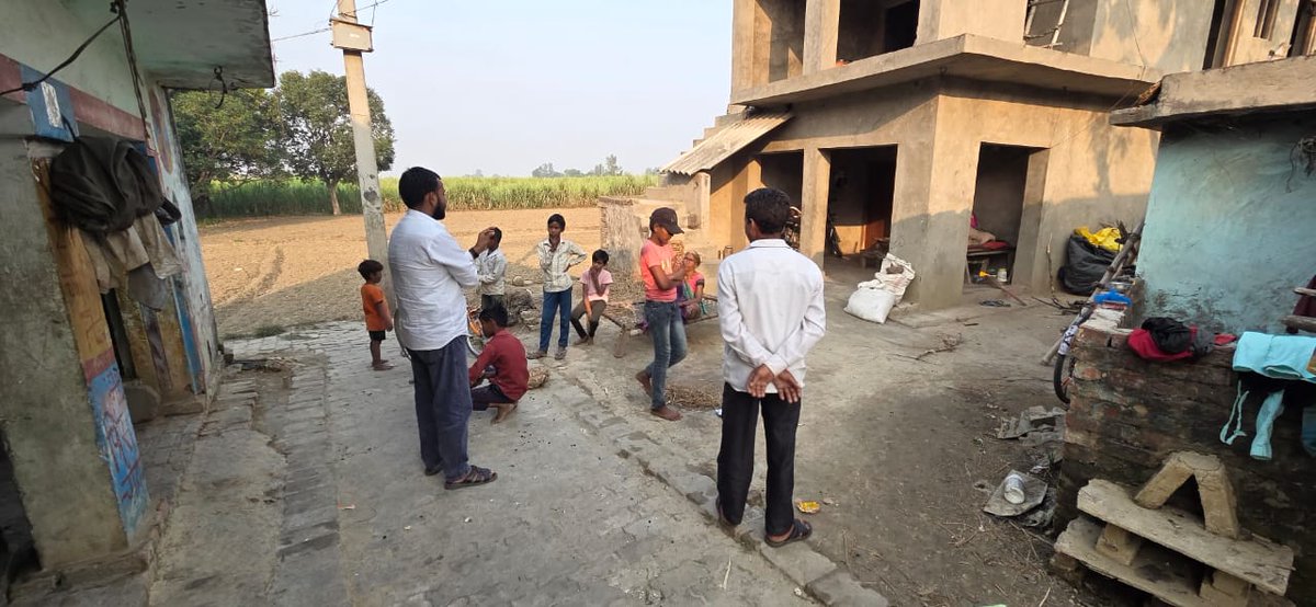 AbhisheknirajRG's tweet image. आपका सभी का साथ मेरे लिए शक्ति भी है और जिम्मेदारी भी।
विकास कोई वादा नहीं—हमारा सामूहिक लक्ष्य है।
आइए, आपके सहयोग और मेरे संकल्प के साथ अपने क्षेत्र को नई दिशा दें।
@kashikirai @RahulGandhi @priyankagandhi