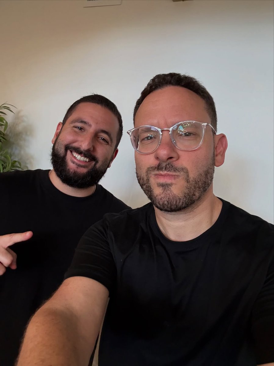 timothysykes's tweet image. Goooooooooooood morning! I&apos;m thoroughly exhausted and planning to rest a little today as it&apos;s been such an awesome week for the Miami Inner Circle meetup (check out tim.ly/circle ONLY if you&apos;re obsessed with learning) and I can&apos;t thanks these guys enough for helping…