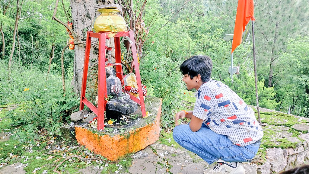 Nicky_Dubey17's tweet image. Share your photo taken with a Phone Universal Father 😍
#Mahadev🙏❤️