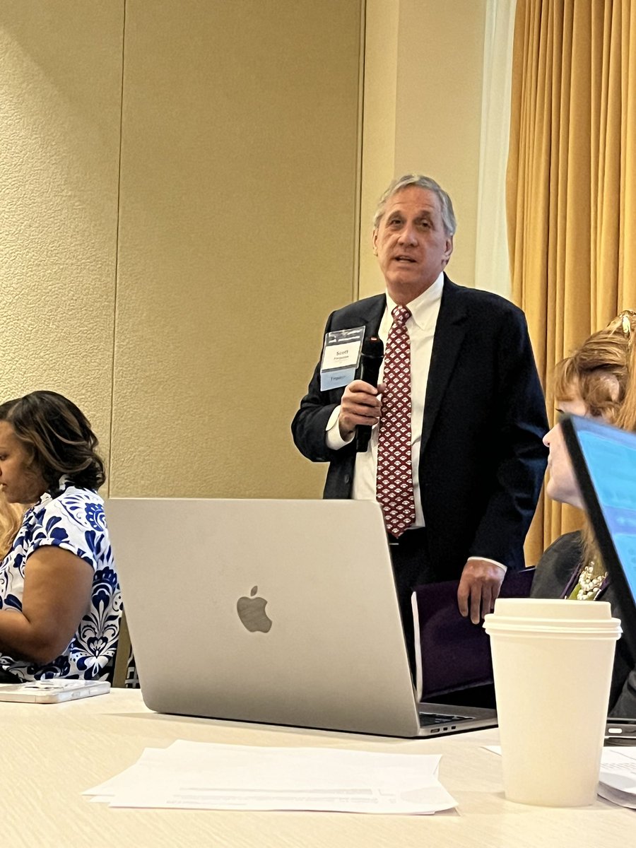 ehumphreys's tweet photo. At the AMA Radiology Section Council this morning, alongside our radiology colleagues advancing the issues that matter most for patients and our specialty. Proud to have IR at the table and part of the collective voice of radiology. 🩻🤝 #AMAHoD #IRAdvocacy #SIR https://t.co/P07MxCXuVH