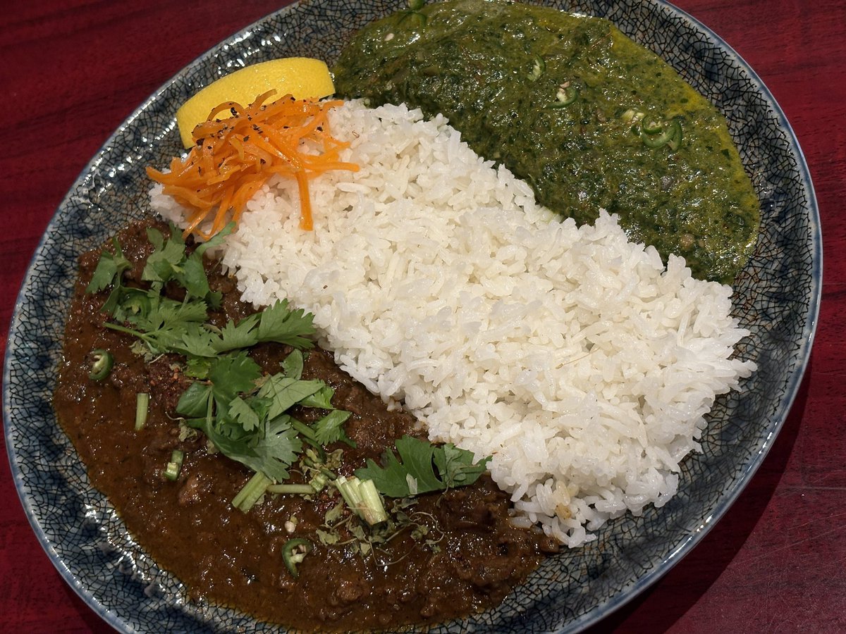 本日‼️

【🍛(Curry) × とまり木 コラボ開催！🍛】

📅11/16(日)
⏰18:00〜22:30営業(L.O.22:00)

この日限定で、
スパイスカレーの名店 「かっこカリー」 さん(<a href="/kakko_curry/">(curry) 間借りカレー毎週月夜・火昼@湯島Tokyo in Bar</a> )が
とまり木でカレーを提供してくださいます🕊️✨

かっこカリーさんは、毎週月曜・火曜に間借りで営業し、