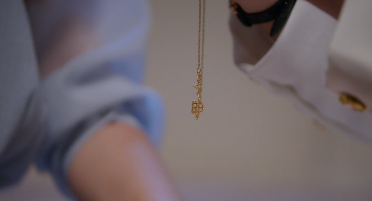 ของแทนใจ🥺

HEARTBREAKING 
#พิษรักEP9