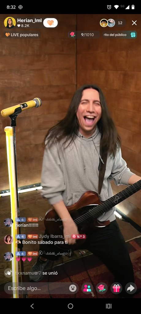 Hoy prendí live a las 8am, fué toda una experiencia 🤣 

No importa la hora, o lo cansado que esté, siempre voy a dar todo!