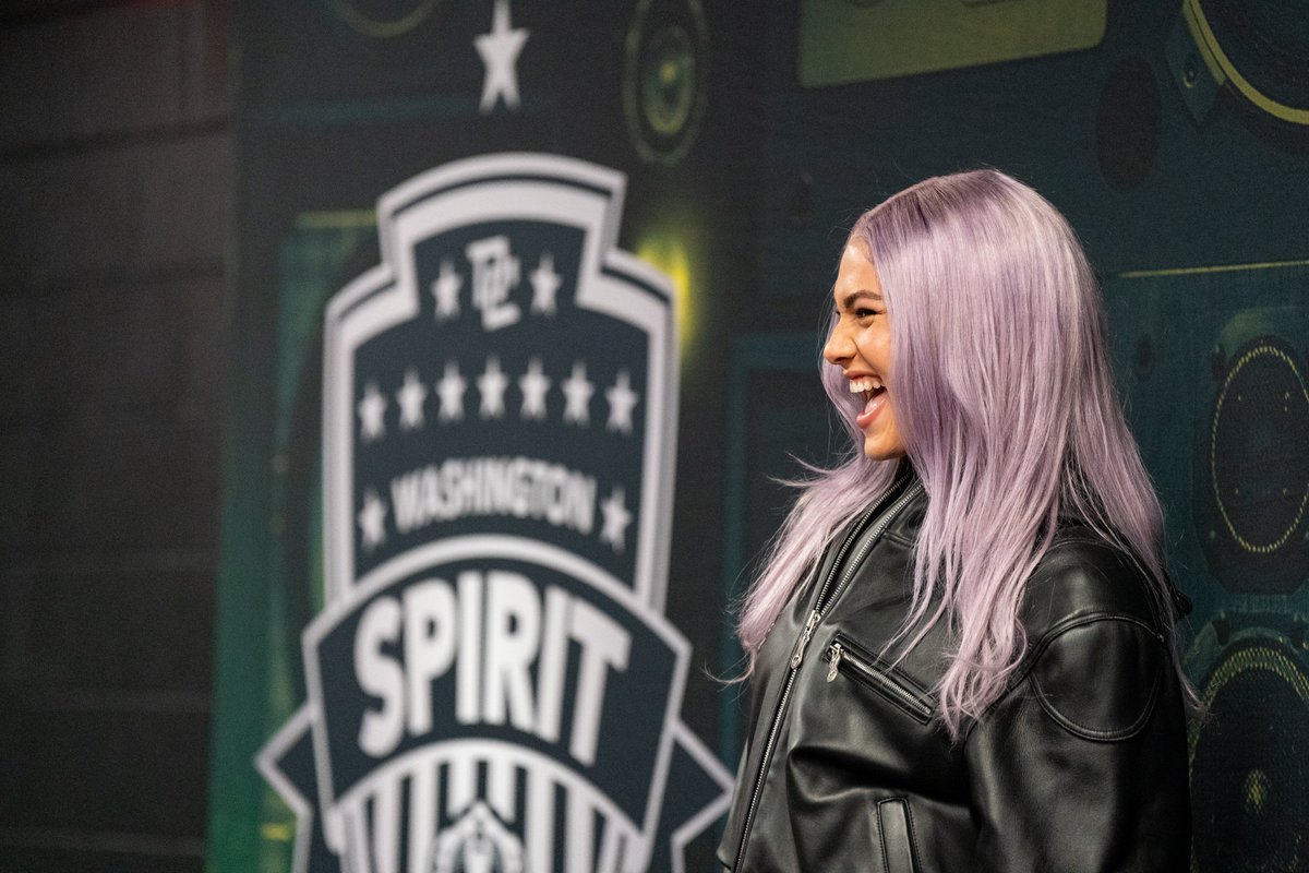 NWSL's tweet image. Honestly, no introduction needed.

#NWSLPlayoffs