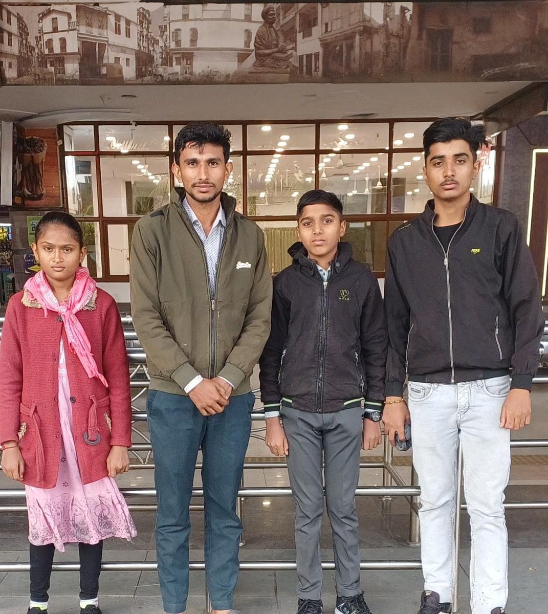 LokVigyan's tweet image. GujSAC BHAvi Vaigyanik KAryakram (GujSAC BHAVIKA) has been organized in collaboration with GUJCOST and ISRO&apos;s Space Application Center (SAC). This program will run from November 15 to 23 in which 100 students of Gujarat state participate to learn #SpaceScience #technology.…