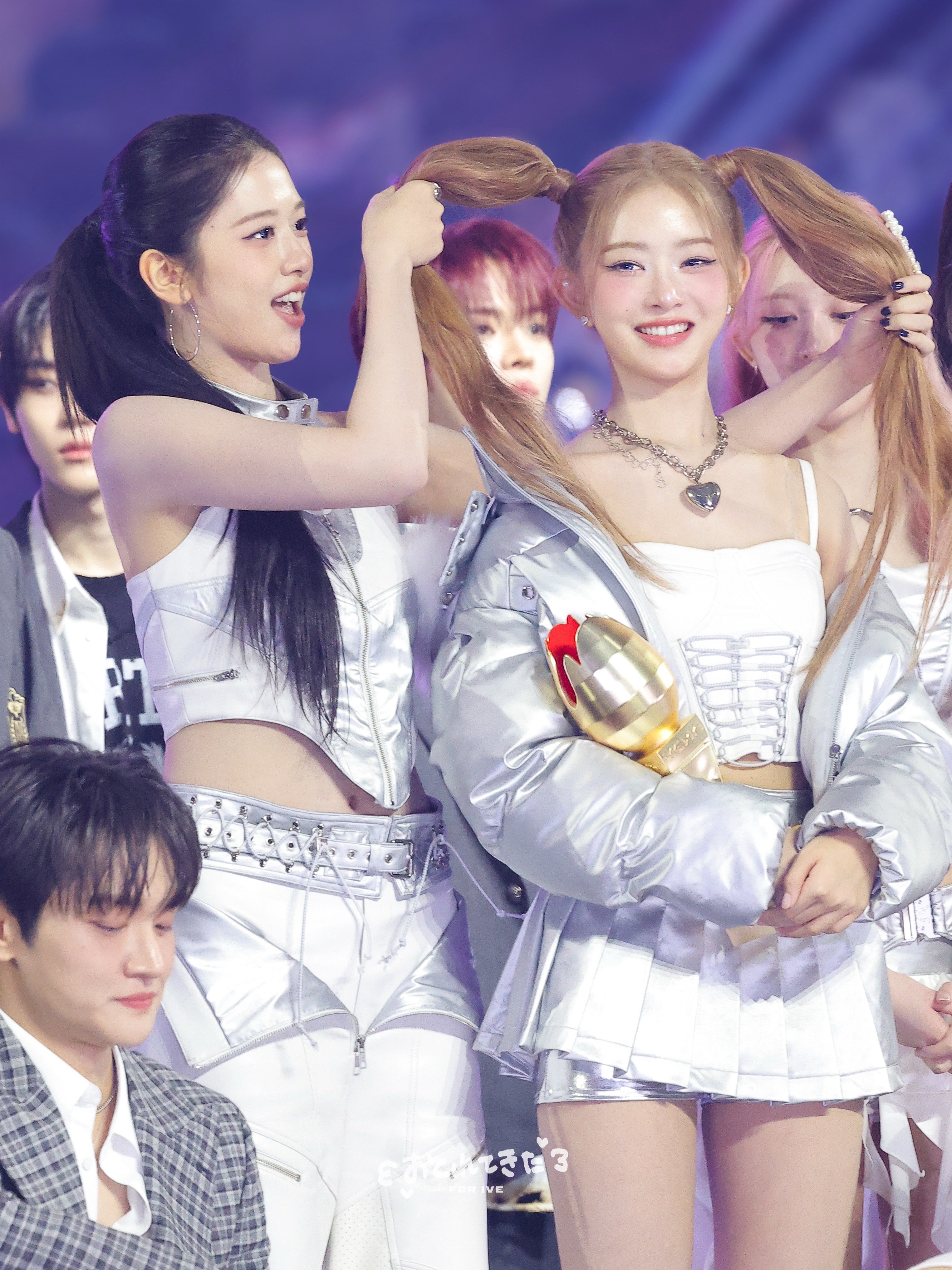 G5zvpoWbcAAUJiv?format=jpg&name=4096x4096