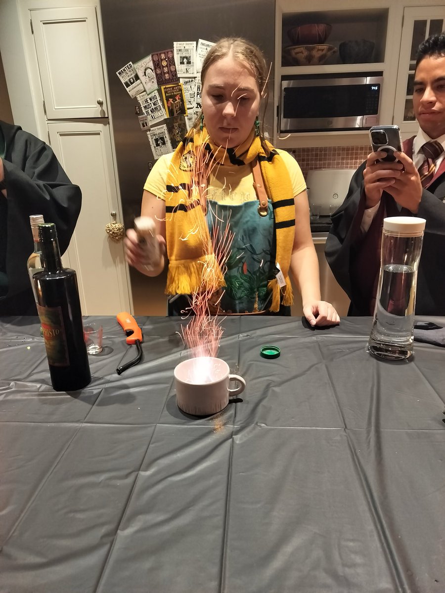 threebroompod's tweet image. Hosting a #HarryPotter themed party soon? Check out the latest Patreon episode where Sophia talks about Halloween at Hogwarts shindig! 

Link to our Patreon: tinyurl.com/42st4dxe