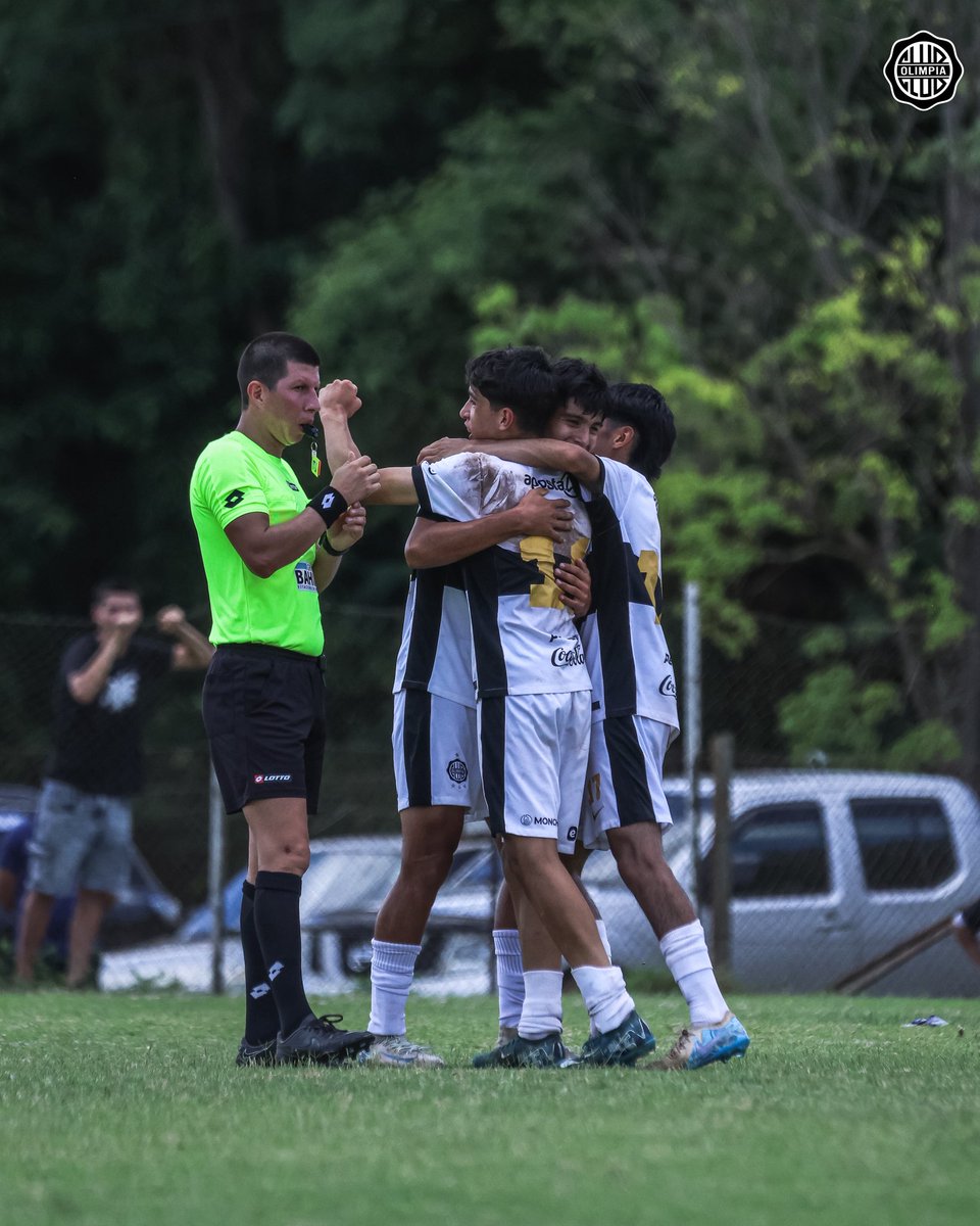 FormativasO's tweet image. #Sub15 💎

💪🏻 ¡GANÓ #𝗢𝗟𝗜𝗠𝗣𝗜𝗔! 🤍🖤🤍

➖️ #Olimpia [2-0] Guaraní.

#SoyDelOlimpia ⚪️⚫️⚪️