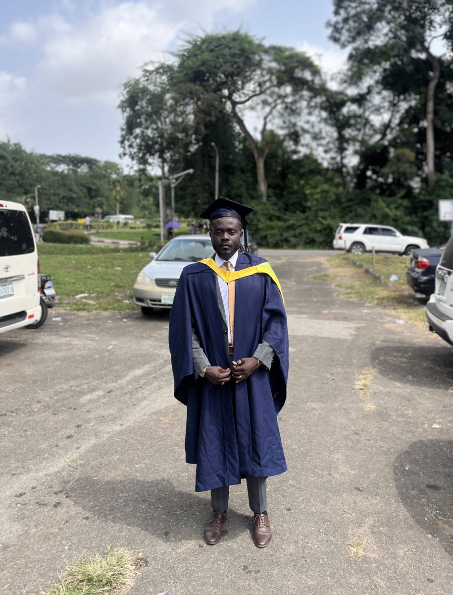 TheTemiOmosebi's tweet image. PhD next, and it should be scared of me.