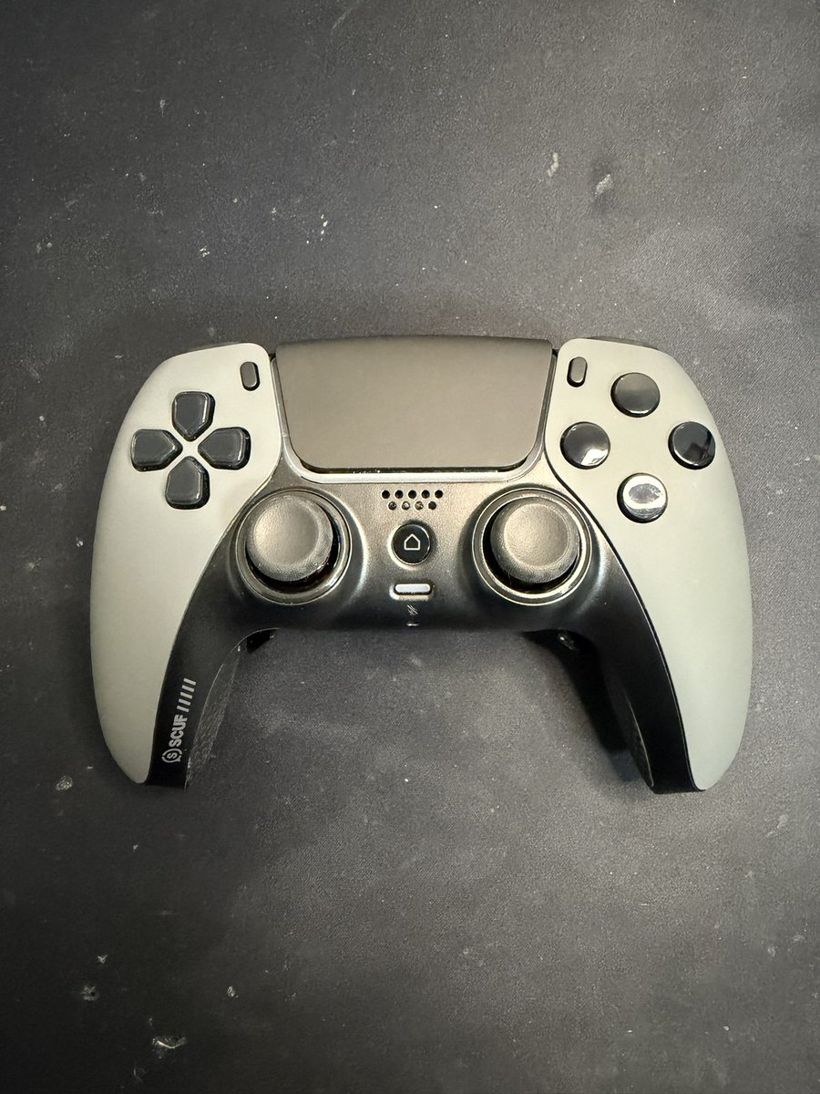 controllerlab_'s tweet image. Réparation clic souris pour @AQuattronly !