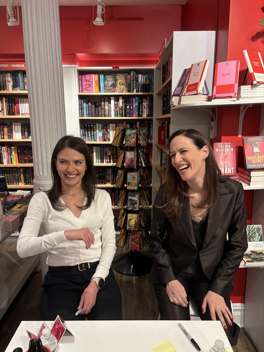 LeviYonit's tweet image. DON’T FEED THE LION has been in the world for almost a week, 
a good opportunity to thank my beloved friend and co-author, the magnificent @biannagolodryga. There’s no one I’d rather be with on this Journey.