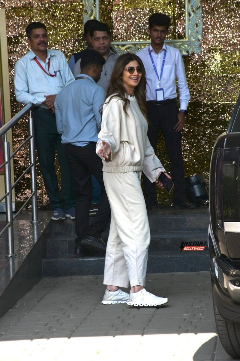 InstantBollywood tweet media