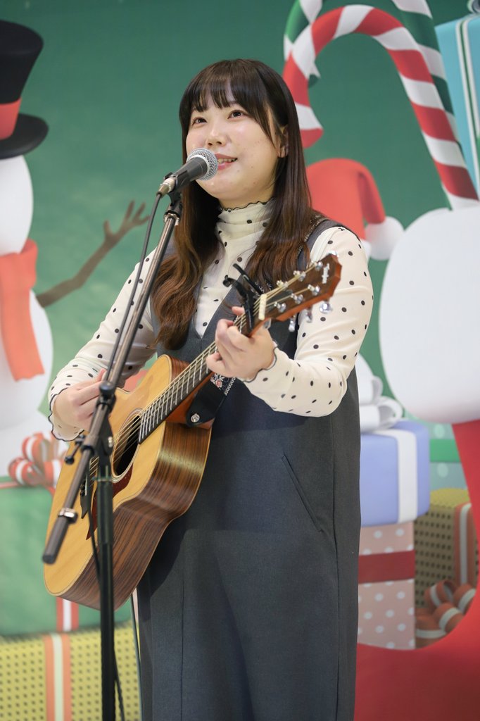 gomuzori's tweet image. 25/11/15(土) 大河原フォルテ
#渡邉華奈 × #monmon インストアライブ
｢秋色の空､はじまりの音｡｣

おはな恒例のフォルテインストア💮
今月のゲストは石巻から初フォルテ🔰
保育シンガーmonmonさん🍙

各２ステージで最後はコラボ🎵
今回も楽しかった😄