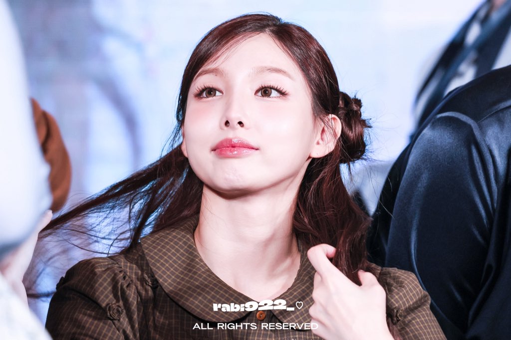 251115

#나연 #NAYEON 
#TWICE #트와이스