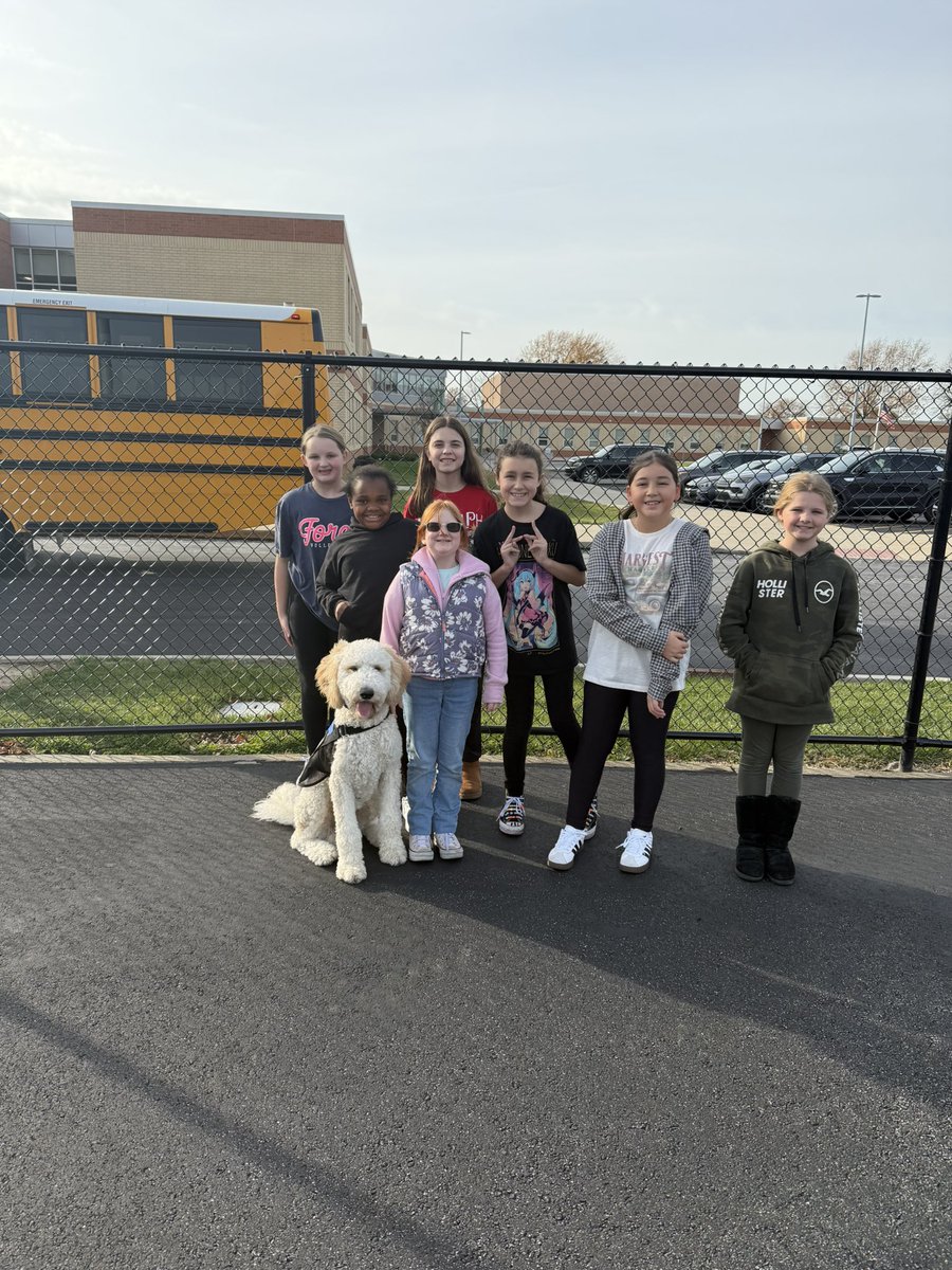 Longfellow Elementary School tweet media