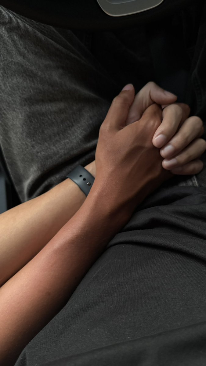 Met my babyboo after a long while and see how different our skin tones are !? HSHSH