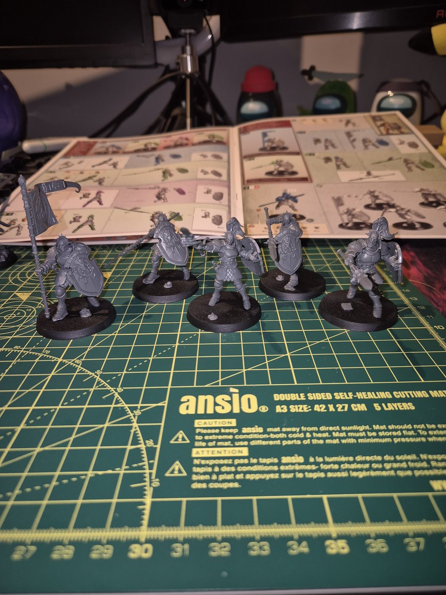 Some of the progress I've been making on building my AoS Warrior starter set. My Knight Arcanum and Vindictors. I've been dry fitting to get a better understanding on how pieces fit together before gluing, which is helping. I'm enjoying everything so far!

#warhammer #ageofsigmar