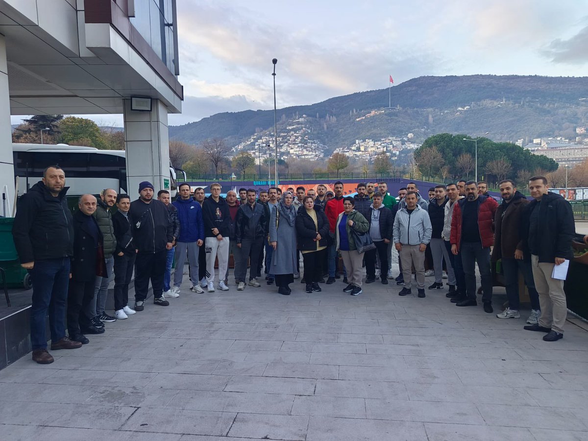 Genel Başkanımız Sayın Uysal Altundağ’ın önderliğinde Ankara Akyurt Otel’de düzenlenen Türk Metal–MESS ortak bekar eğitim programına Bursa Osmangazi Şubemizden 45 üyemiz ile katıldık.

Teşekkürler Sayın Uysal Altundağ &amp; Mesut Erdem