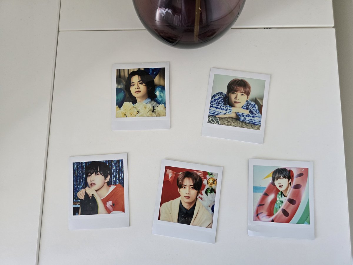 My journey has ended almost a year ago, but I'll forever cherish the memories I've had with this game. From, grinding RPs and diamonds for the cards, replaying a song just to fsp/low p it, and constant checking just to make sure you're on the leaderboard. It's been a fun ride 💗