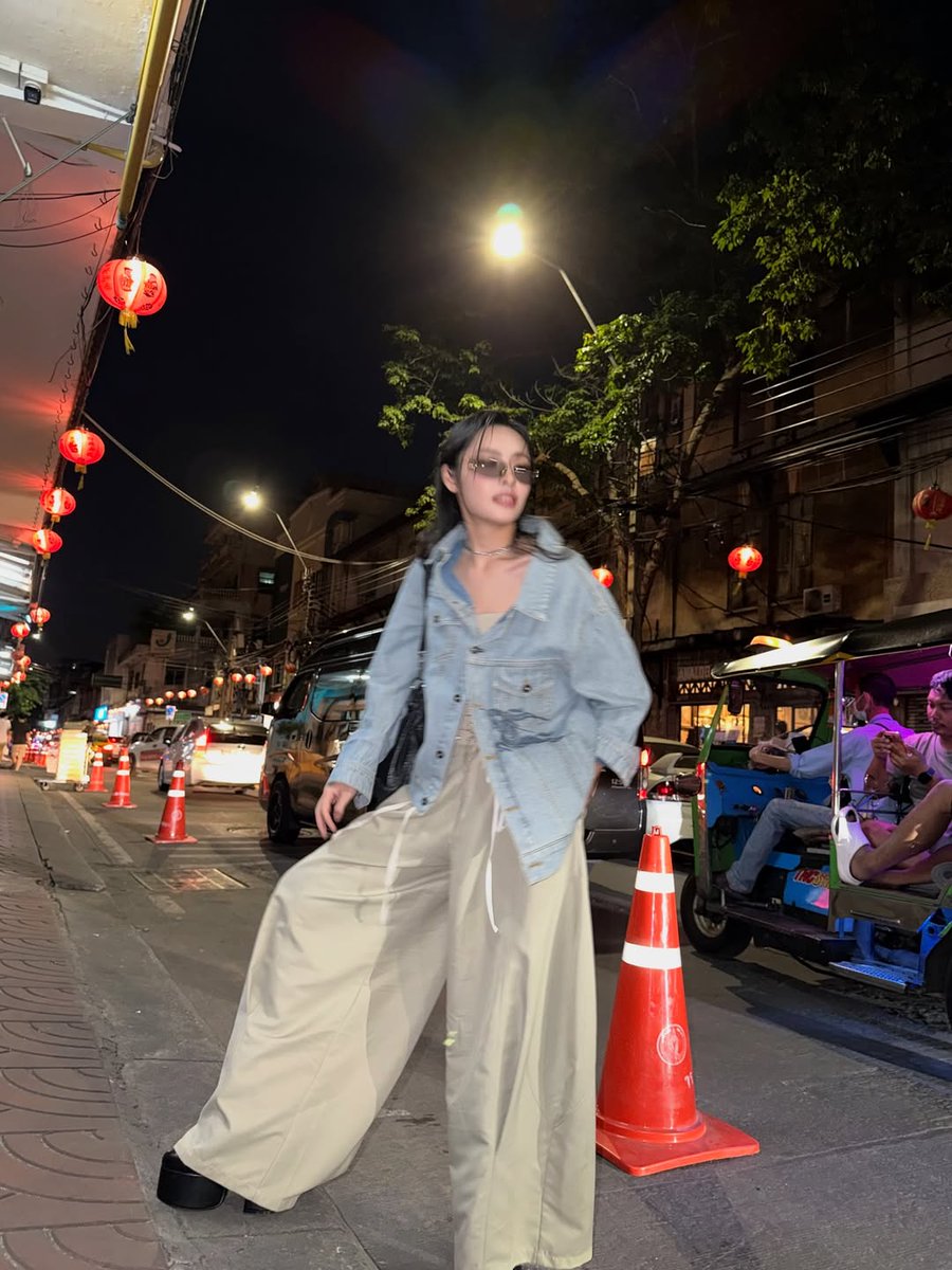 kylie_uyen's tweet photo. My handsome GF 🔥😎🫠

https://t.co/xcX50YPj7R

MY LOVELY LOOKKAEW 30
#lookkaewkamollak
#moshioptic https://t.co/beMWU5T3fd