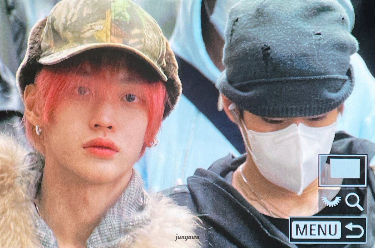 junguwu's tweet image. 251130 ICN 인천 입국  

고생많았어 또리비니 🫳🏻

#원빈 #WONBIN #소희 #SOHEE