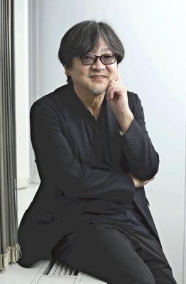 livedoornews's tweet image. 【コメント】細田守監督『果てしなきスカーレット』に込めた思い 「報復の先に何があるのか」
news.livedoor.com/article/detail…

物語は『ハムレット』に着想を得たという。細田監督は「人類はずっと報復の連鎖を繰り返している」とし「どうすれば未来を変えられるかということを描きたかった」と語った。