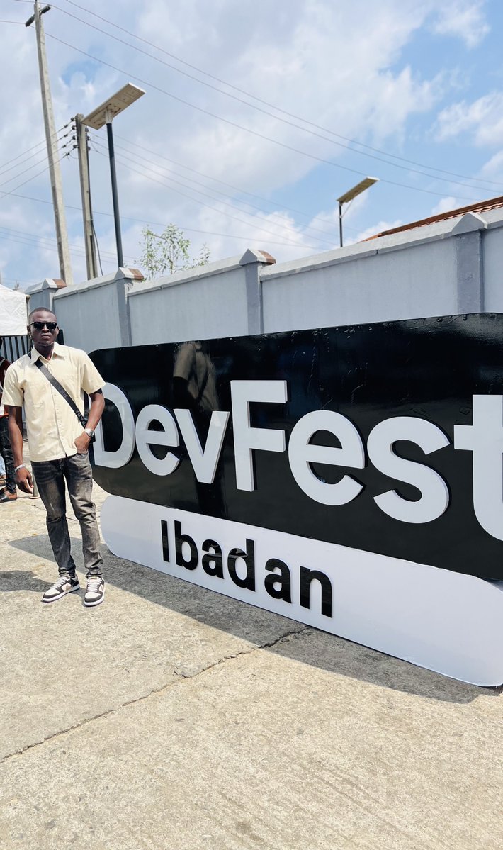 itstolexy's tweet image. Had an amazing time at #DevFestIbadan25- learning, networking, and leveling up.

#techbro #Frontend  @gdgibadan