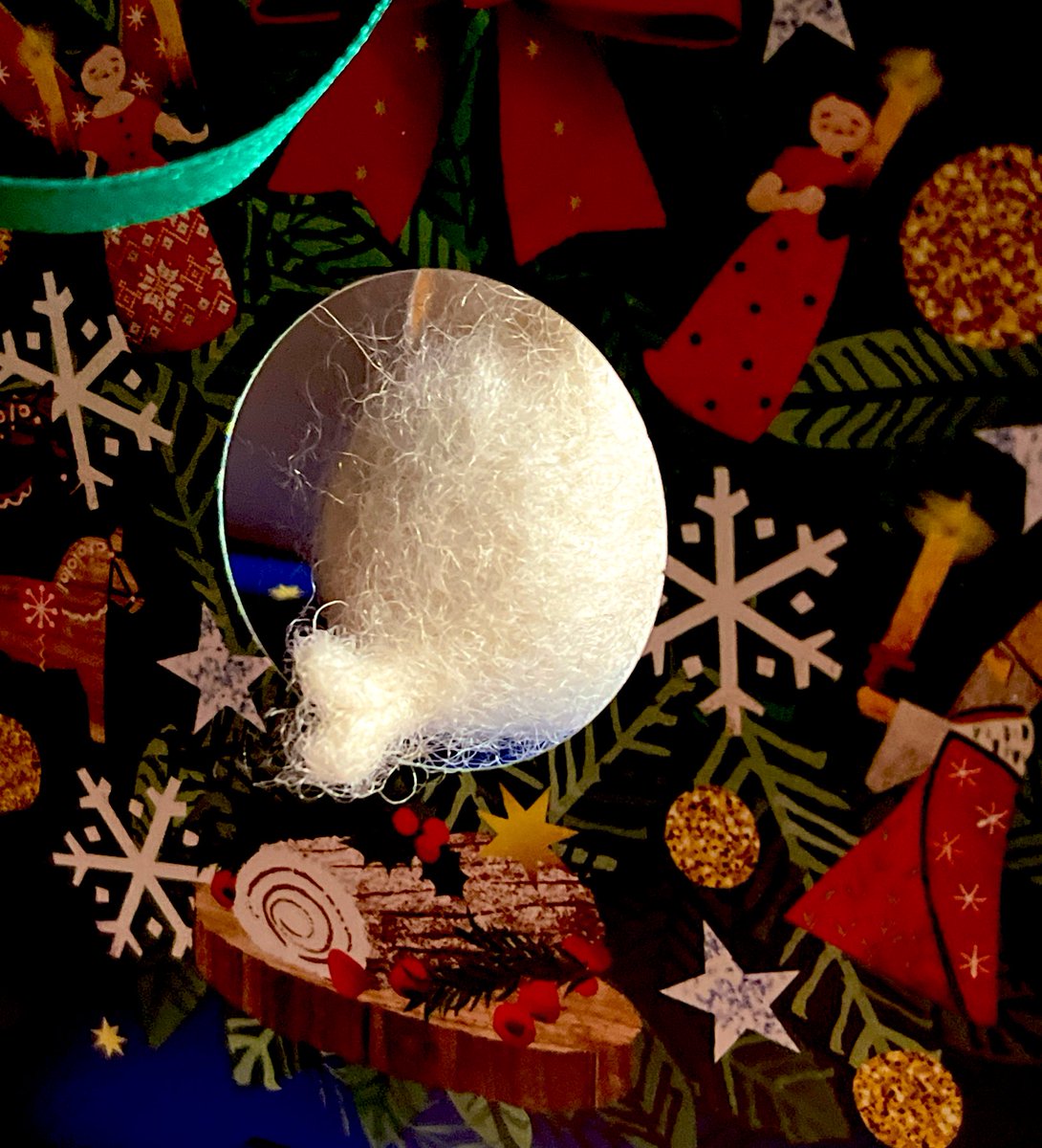 code3264's tweet image. けだまちゃん、いただいたおやつに収まりが良かった