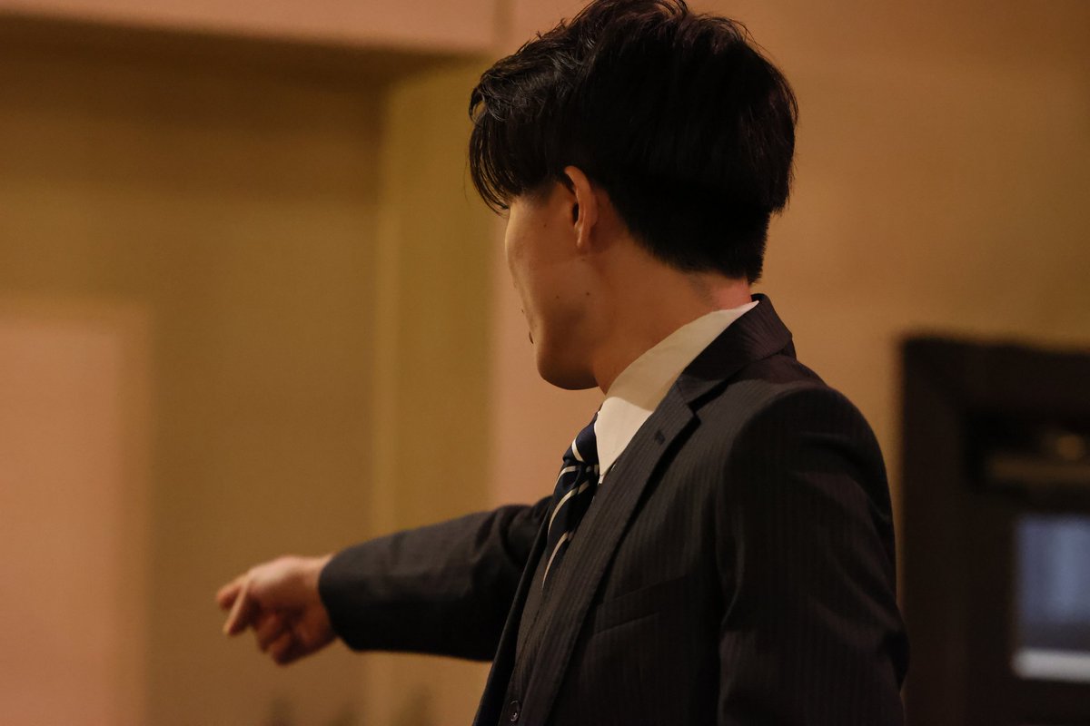 people1412's tweet photo. ＼(・_・)異議あり！

 #リーマンカフェ https://t.co/jUxWkZBzrG
