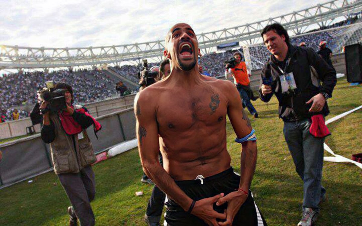 Y bueno, acá seguimos. Estudiantes de La Plata está en semifinales.