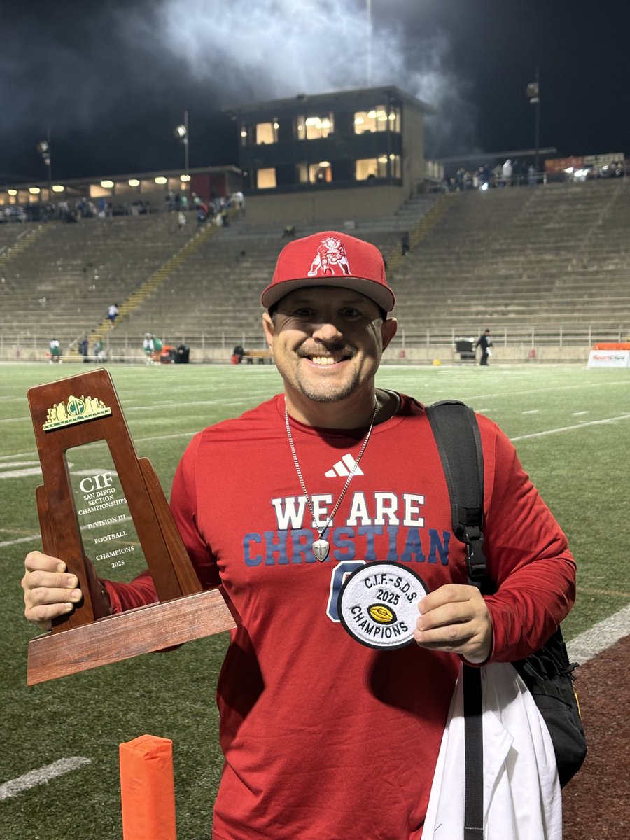 Coach Hook tweet media