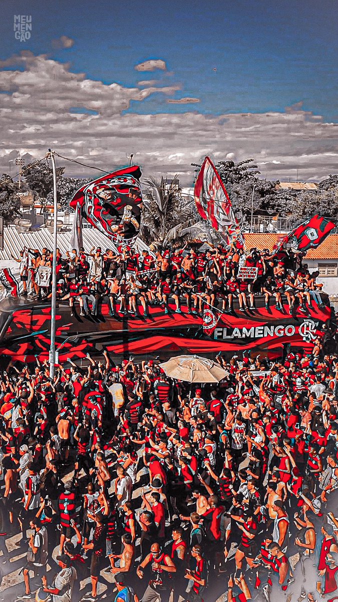 O Rio amanheceu diferente em 29 de novembro de 2025, acredita? Antes da final, já dava pra sentir: a cidade respirava Flamengo. 

Bares cheios, secadores se reunindo para torcer contra, torcedores se reunindo a favor, ou os dois se reunindo juntos? Futebol. 

Trânsito de dia de