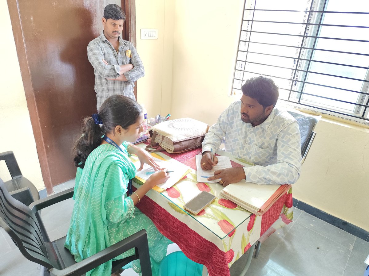 PCMGPCs's tweet image. Visited Sardarnagar GP for WFGP validation. PS cooperated, corrected DCF errors &amp;amp; shared portal issues. GP’s plastic-ban efforts were featured in a ministry film. 
— Nidhi Singh, PRA, Kadthal GP, Ranga Reddy, Telangana
 #WFGP #ModelGP #MoPR