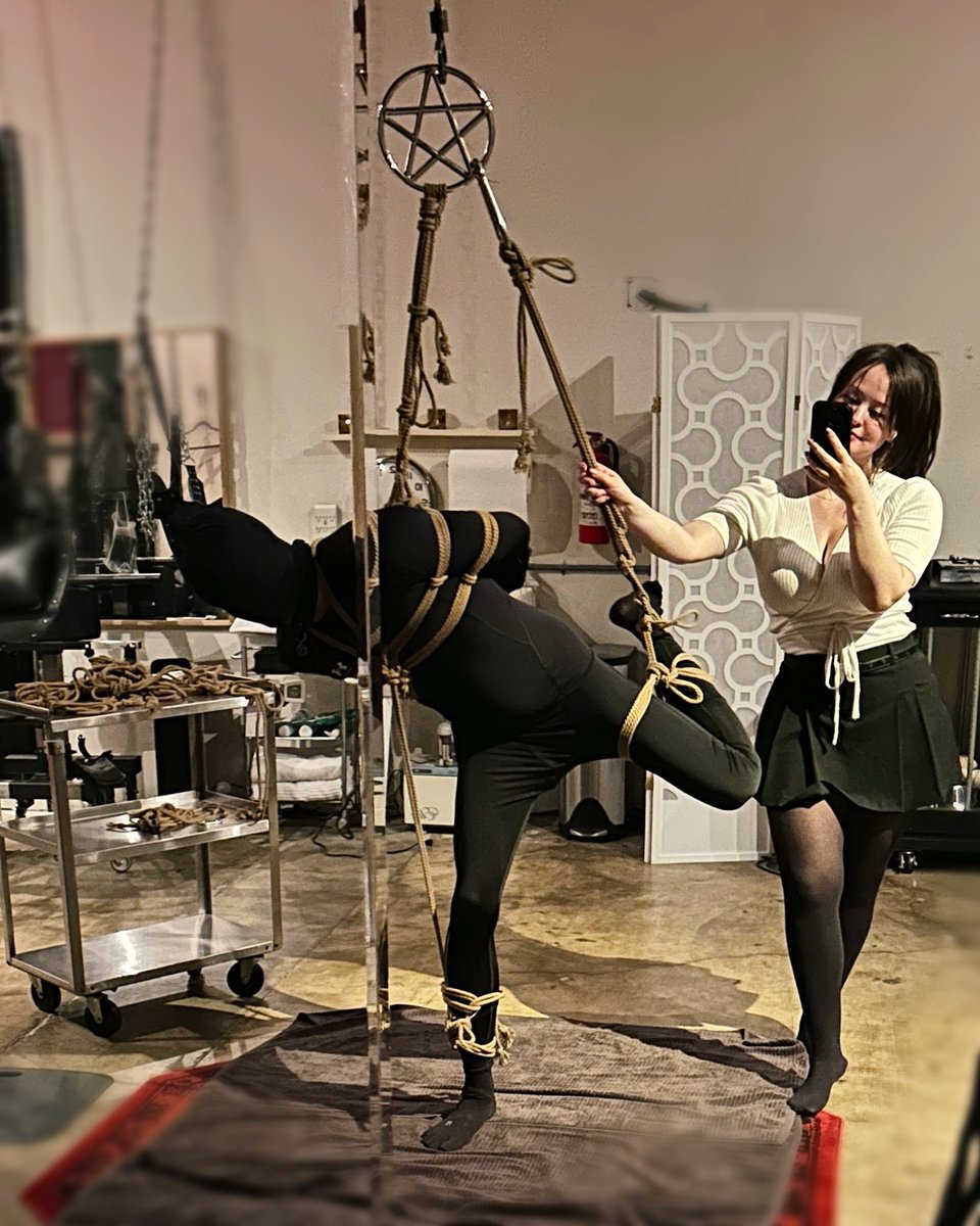 sub_rahul's tweet photo. Partial suspension using a TK and simple futomomo on one leg. Mistress Akira didn’t like that I was too upright so She added a rope from my chest to my other leg to ensure I remained bent over🪢

Tied by the very talented @DominatrixAkira  

#ropebondage
#shibari
#bondage https://t.co/apnhWPjAf6