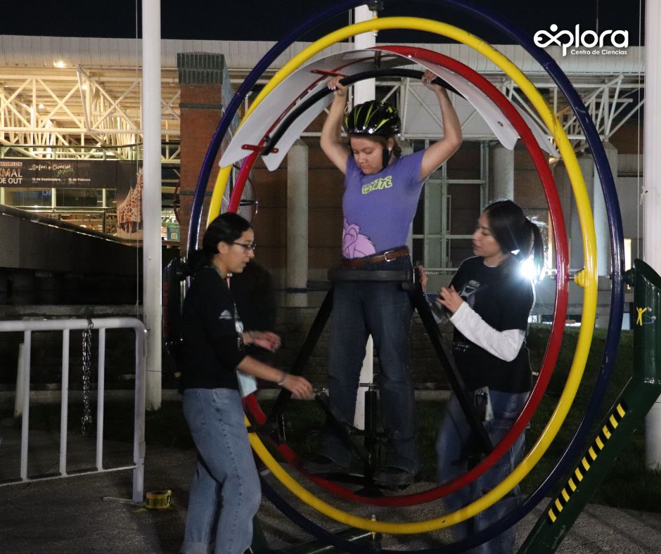 ExploraLeon's tweet image. 🔭💫Gracias por ser parte una vez más de esta gran aventura de ciencia...🌙✨
Nos vemos el próximo año.