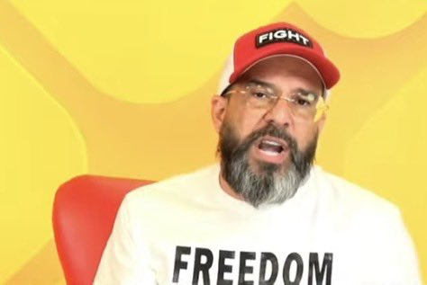 maryleal1111's tweet image. #CubaIsAFailedState 
#SOSCuba 
𝐑 𝐄 𝐁 𝐄 𝐋 𝐋 𝐈 𝐎 𝐍.