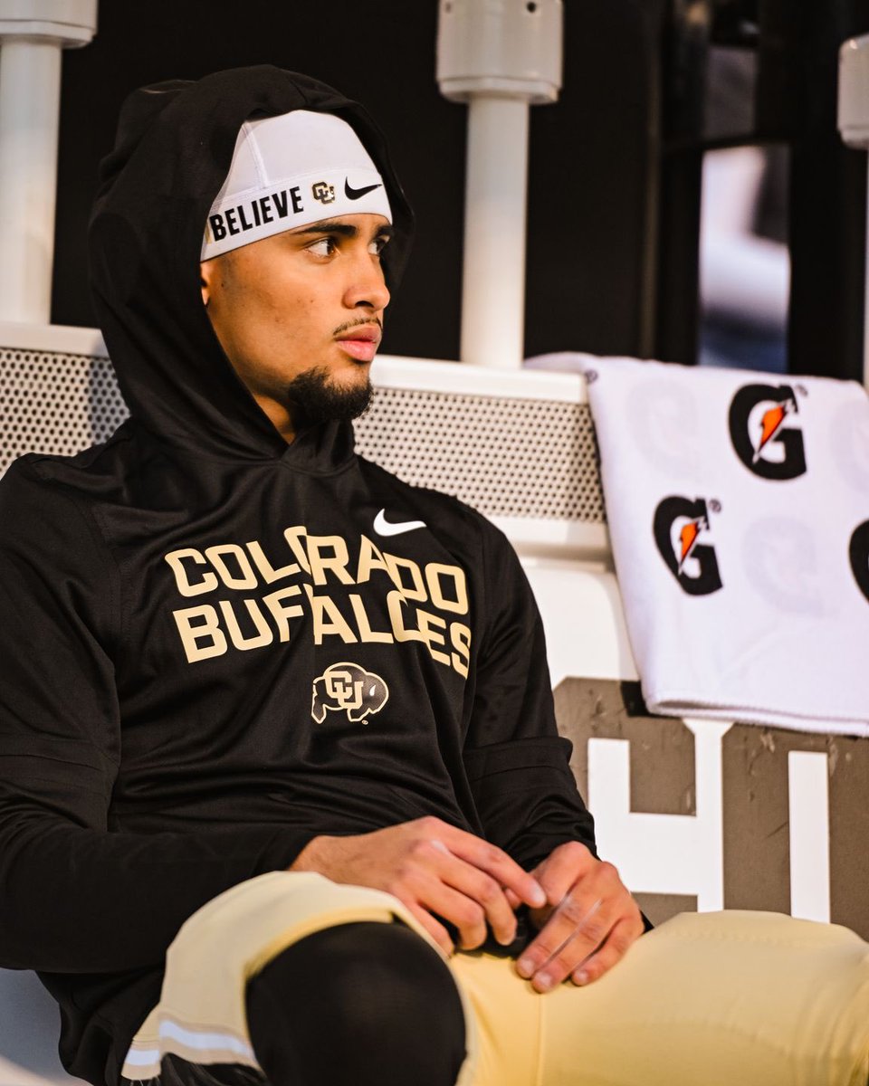 JulianLewis10's tweet image. Thankful for every blessing. 2026 up next ⏳ #AGTG #KeepWorking