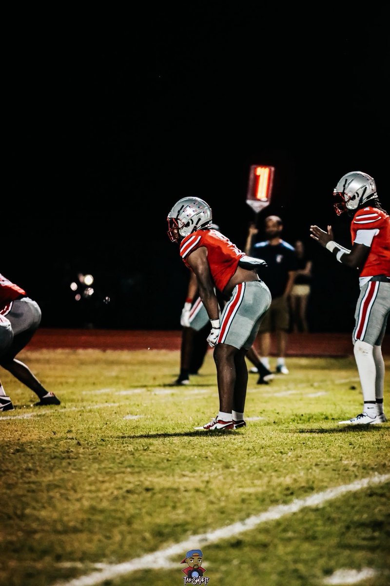 BACKSOON‼️ END OF JR YEAR STATS :
Rushing yards : 1310
Carries : 115
Rushing touchdowns : 26
Receiving yards: 277 
Receiving touchdowns: 5
Total touchdowns: 31
All purpose yards: 1587

<a href="/aburnette318/">Adrian Burnette</a> <a href="/IAmTaeTrent/">Tae Trent™</a>  <a href="/RecruitLouisian/">Recruit Louisiana™️</a> <a href="/BillyEmbody/">Billy Embody</a> <a href="/adamgorney/">Adam Gorney</a> @SWiltfong <a href="/TomLoy247/">Tom Loy</a>