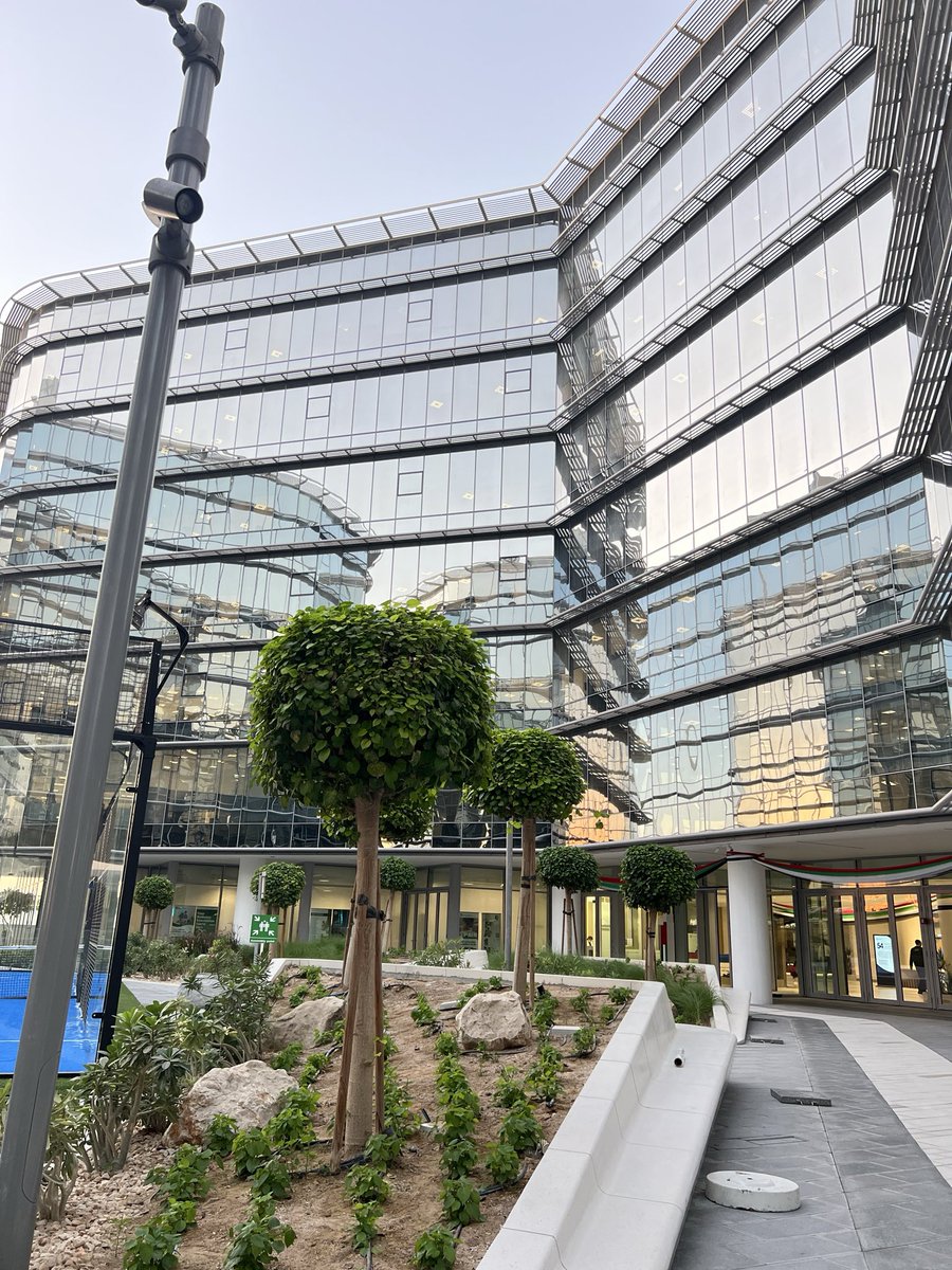 NoumanKashmiri9's tweet image. Commercity Dubai | UAE 

#commercitydubai #buildingdesign #architecture #Dubai #uae