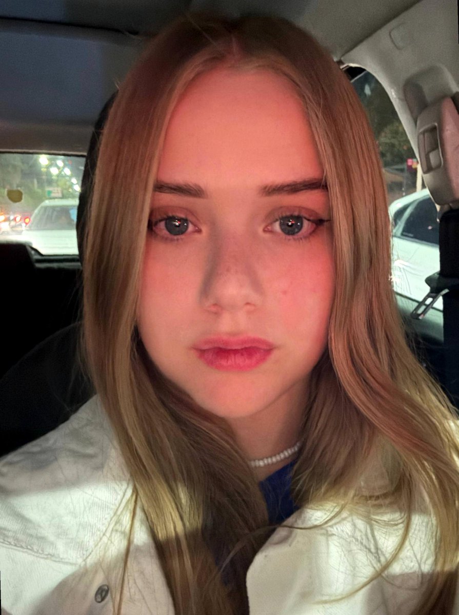 TacticOp_x's tweet image. late-night gym vibes tryna cancel my anxiety with cardio and iced coffee