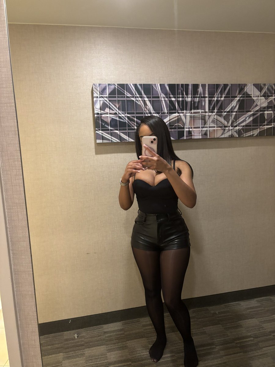 Measured tweet media