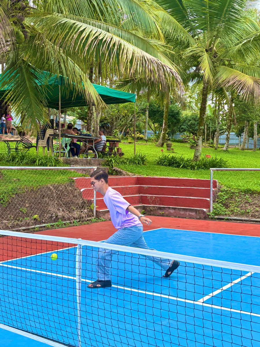 Tempest_22's tweet photo. Sporty naba ko ani? First time nag Pickleball https://t.co/id3Xtf9voX