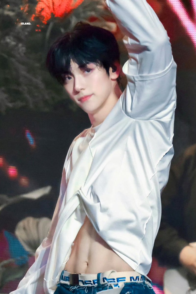 srarchive_'s tweet image. 