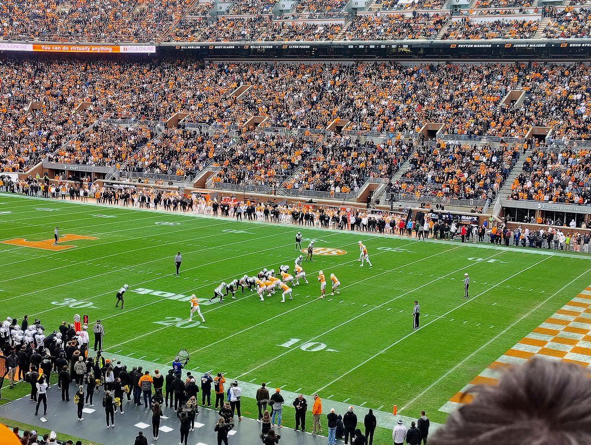 TheEricCaldwell's tweet photo. Tennessee vs Vanderbilt 2025

@espn @Vol_Football @VandyFootball @SECNetwork @SEC @NCAA 

#football #tennessee #vanderbilt #espn #sec #ncaa #secfootball #Vols #volsfootball https://t.co/2EDLYsZIL8